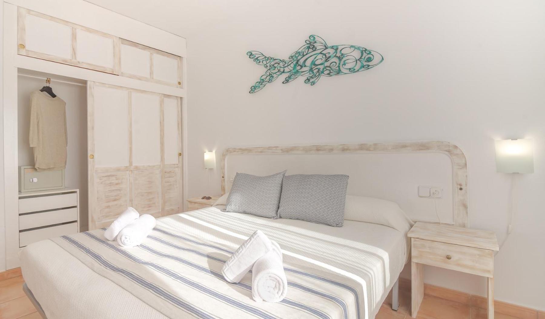 Fergus Club Carema Splash Playas De Fornells Ngoại thất bức ảnh